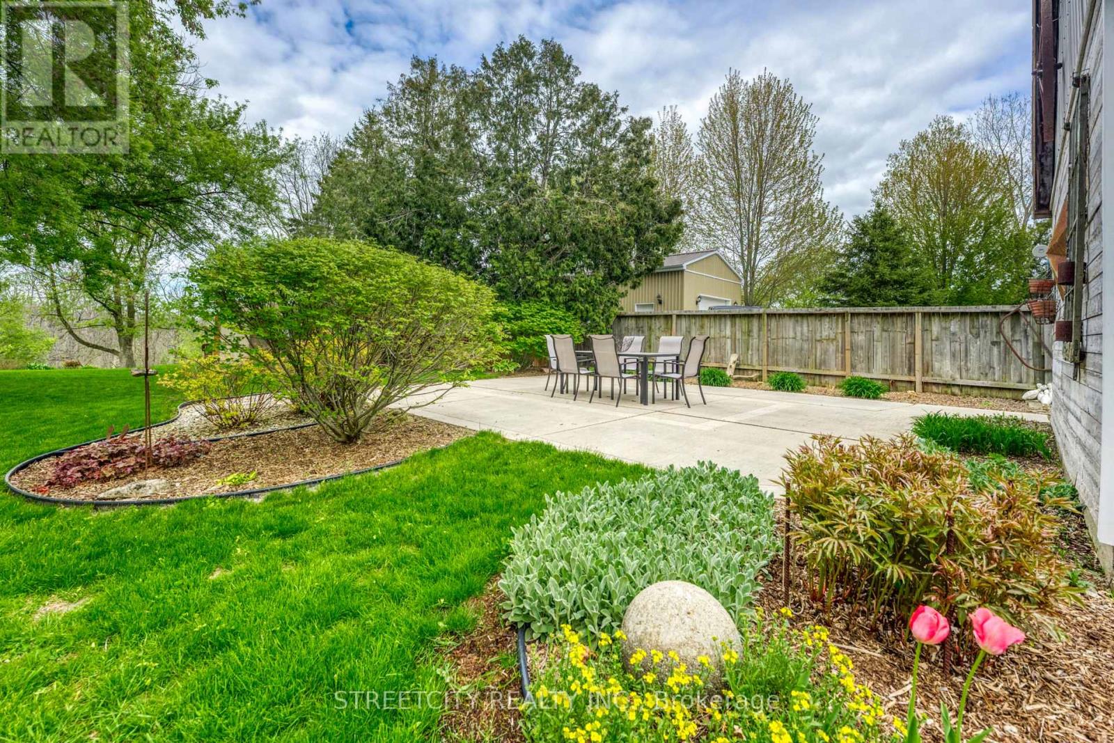 4332 Petrolia Line, Enniskillen, Ontario  N0N 1R0 - Photo 7 - X13098940