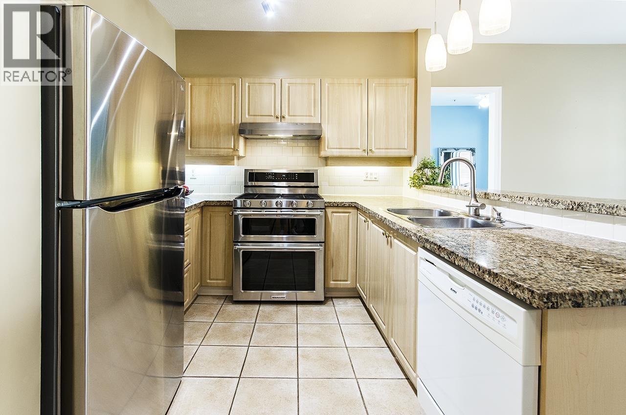 416 3629 Deercrest Drive, North Vancouver, British Columbia  V7G 2S9 - Photo 6 - R3120970