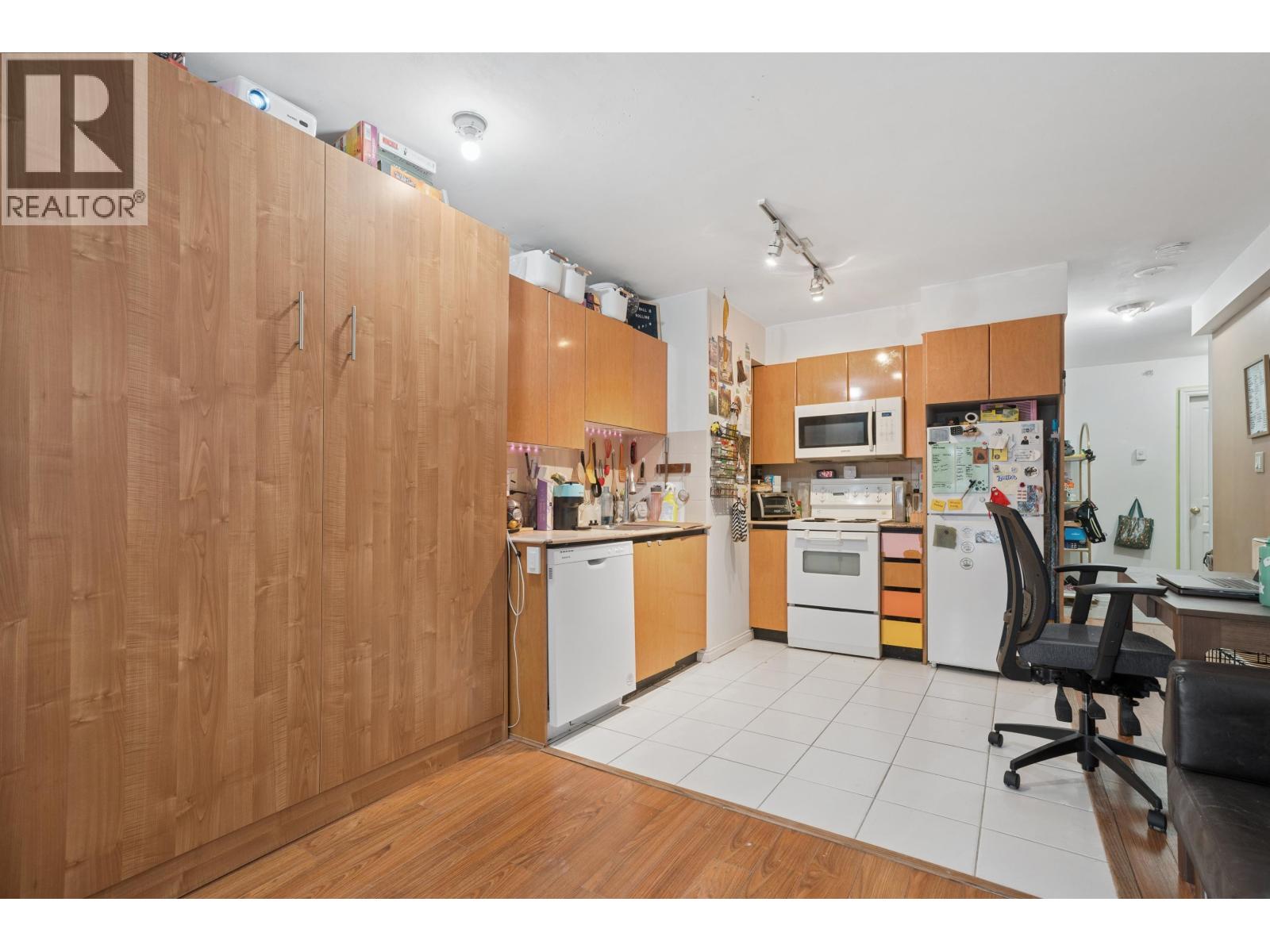 602 1189 Howe, Vancouver, British Columbia  V6Z 2X4 - Photo 11 - R3120980