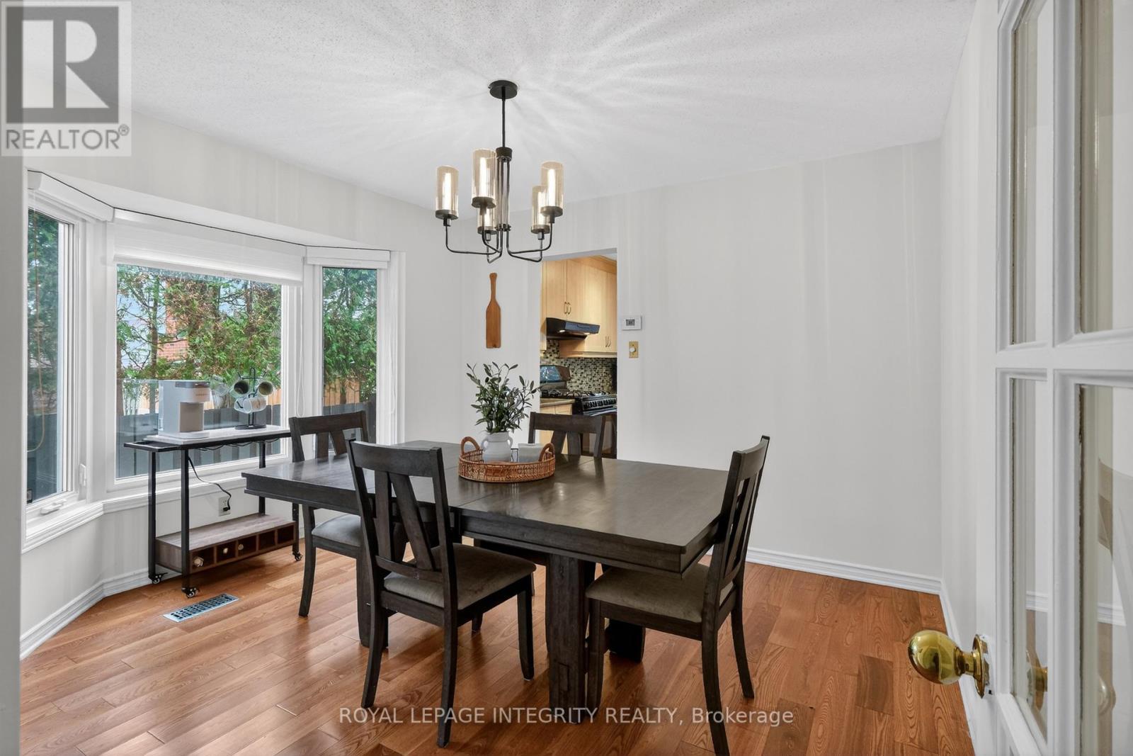 1393 Bouton D'or Way, Ottawa, Ontario  K1E 3L3 - Photo 12 - X13098798