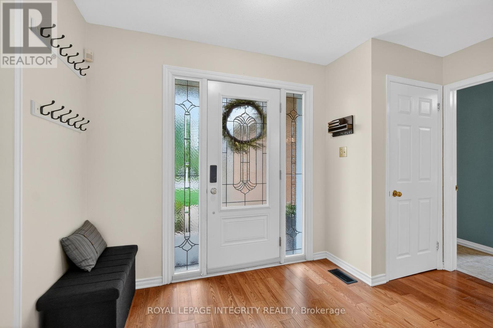 1393 Bouton D'or Way, Ottawa, Ontario  K1E 3L3 - Photo 5 - X13098798