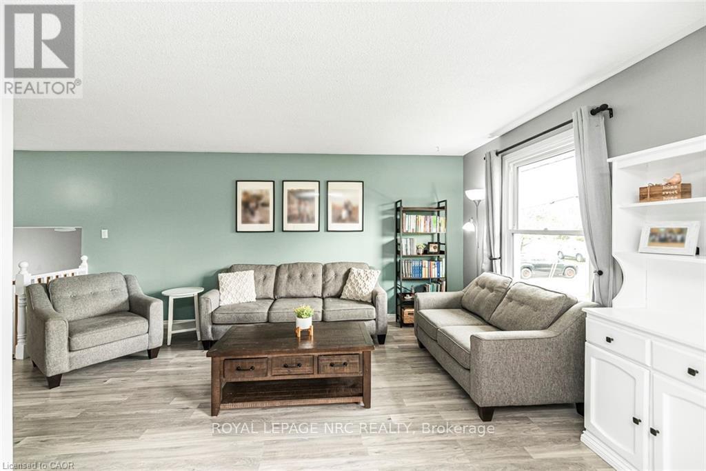 34 Oswego Park Road, Haldimand, Ontario  N1A 2W2 - Photo 9 - X13098802