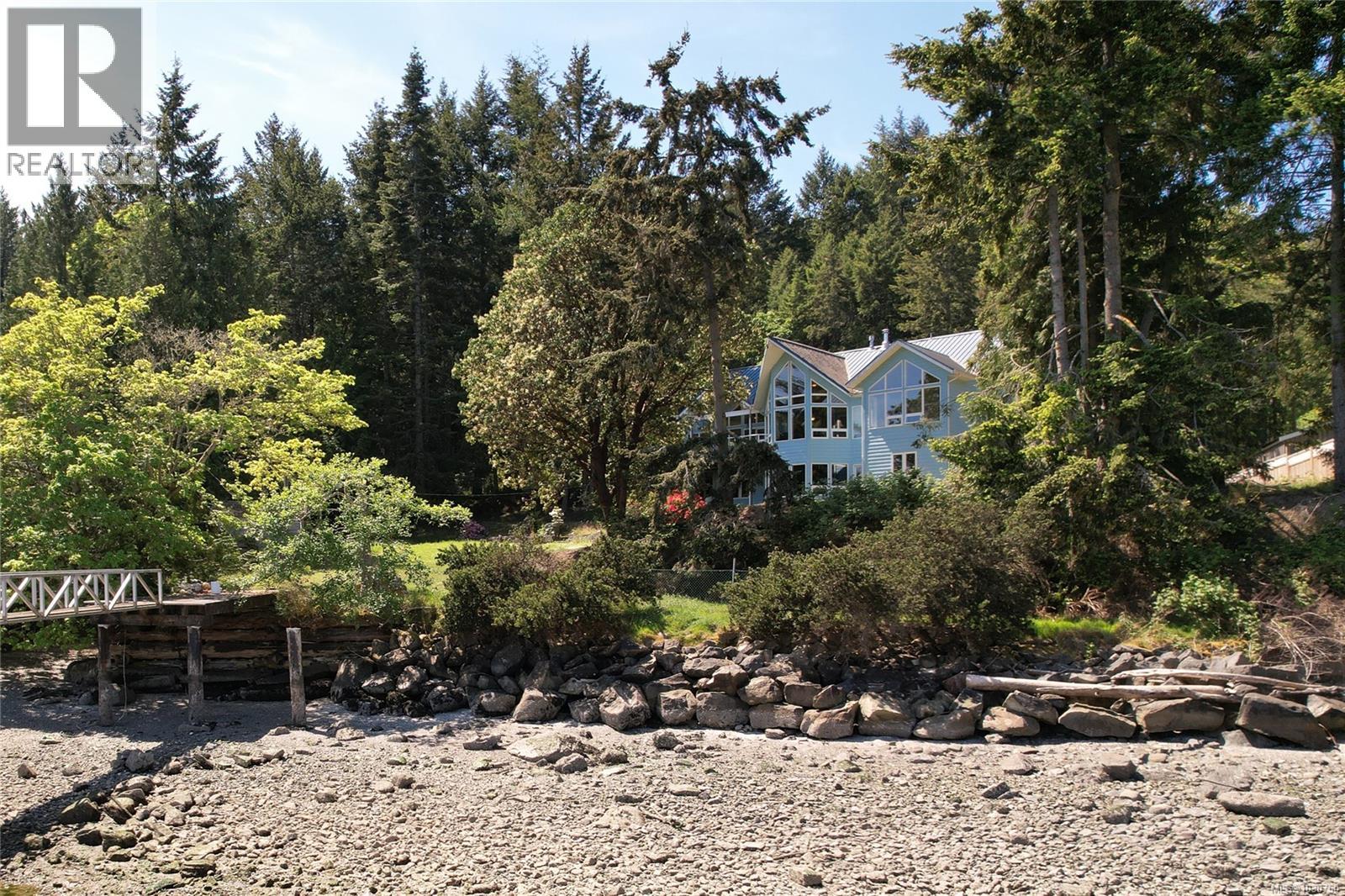 207 Welbury Dr, Salt Spring, British Columbia  V8K 2L7 - Photo 36 - 1030750