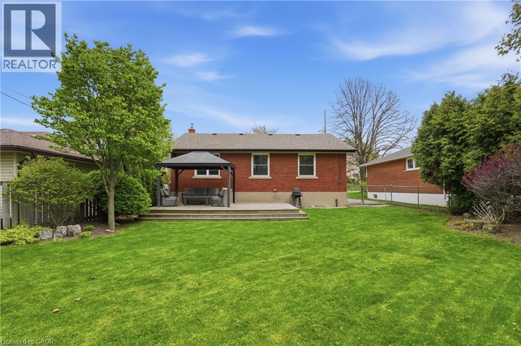 150 West 28th Street, Hamilton, Ontario  L9C 5B2 - Photo 17 - 40828332