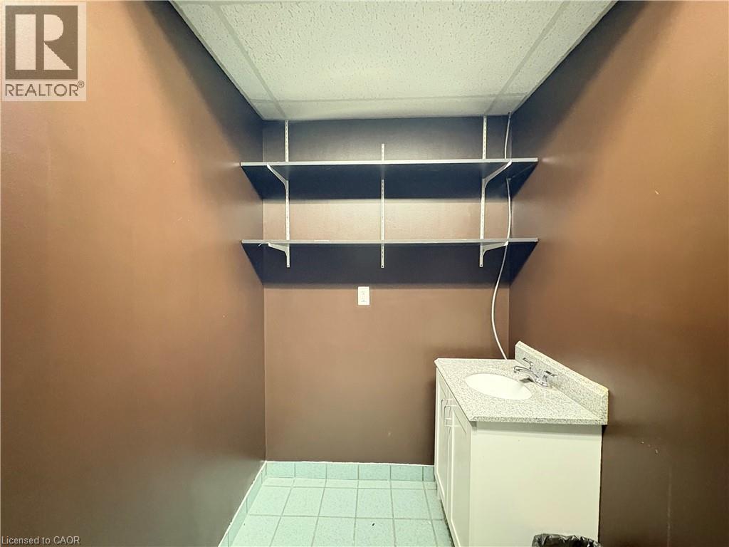1815 Dundas Street Unit# 2, London, Ontario  N5W 3E6 - Photo 9 - 40827168