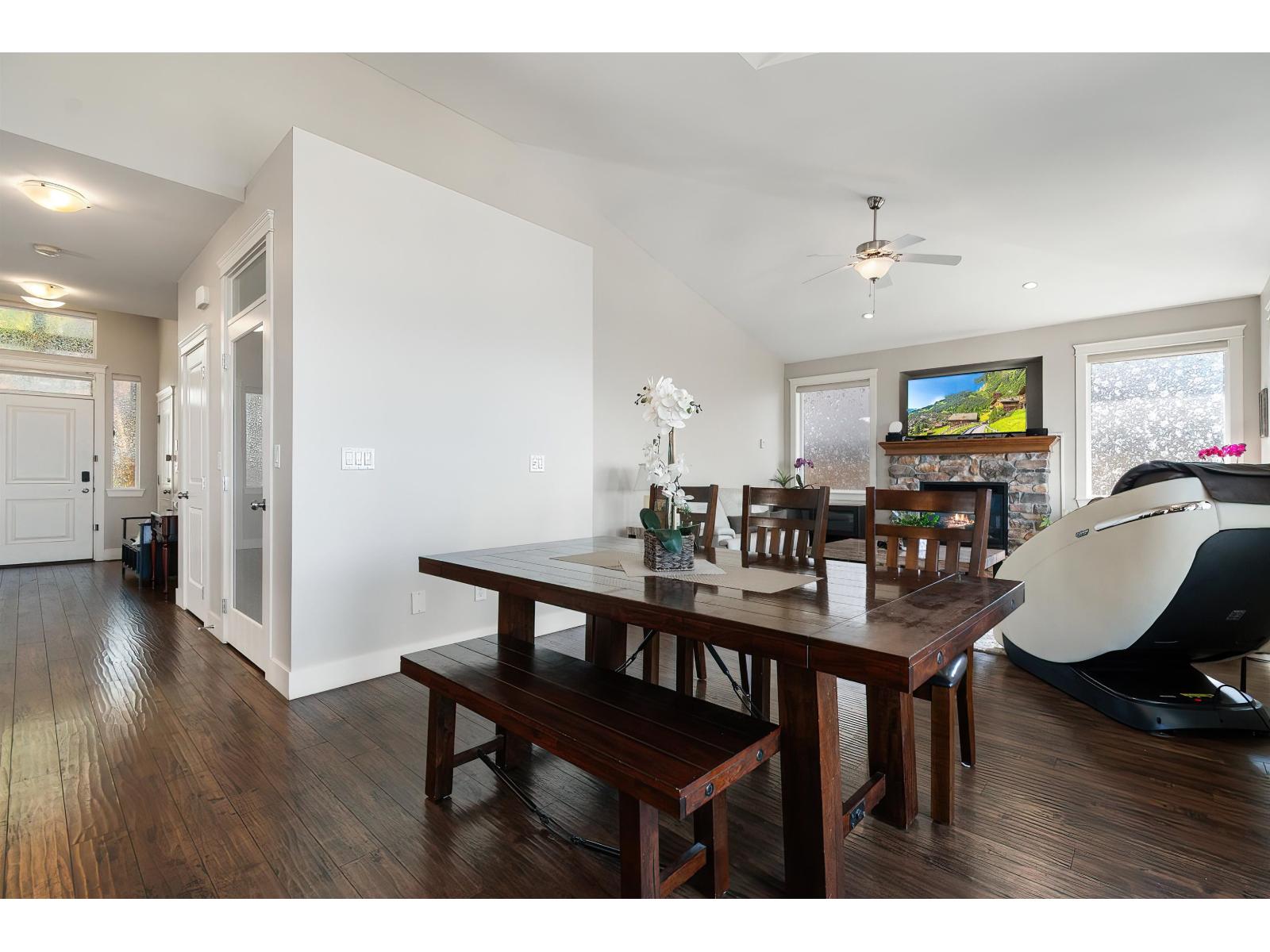 47231 Vista Place, Promontory, Chilliwack, British Columbia  V2R 0R9 - Photo 17 - R3118193