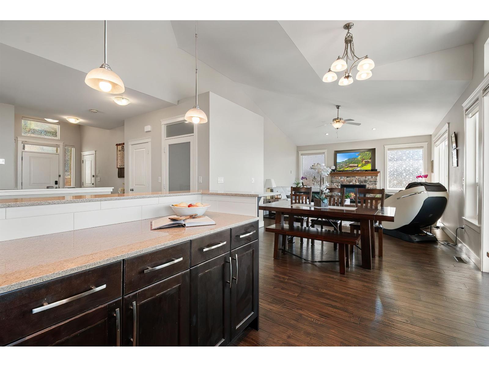 47231 Vista Place, Promontory, Chilliwack, British Columbia  V2R 0R9 - Photo 12 - R3118193