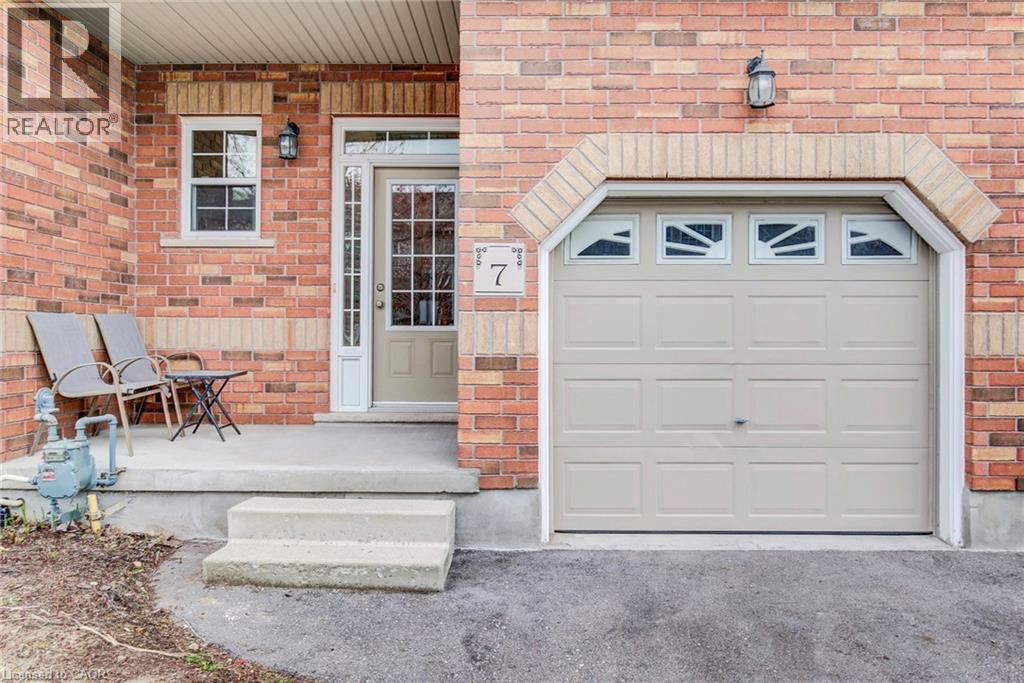 330 Dearborn Boulevard Unit# 7, Waterloo, Ontario  N2J 4Y9 - Photo 4 - 40824124