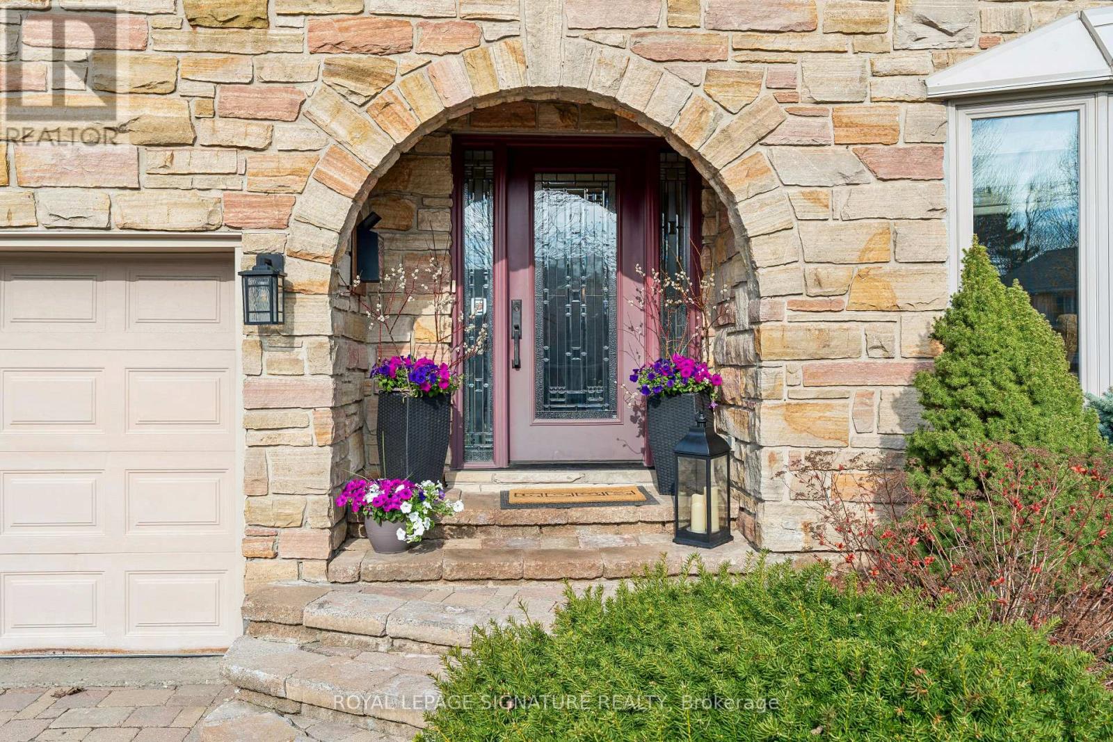 35 Ranchdale Crescent, Toronto, Ontario  M3A 2M1 - Photo 4 - C13047348