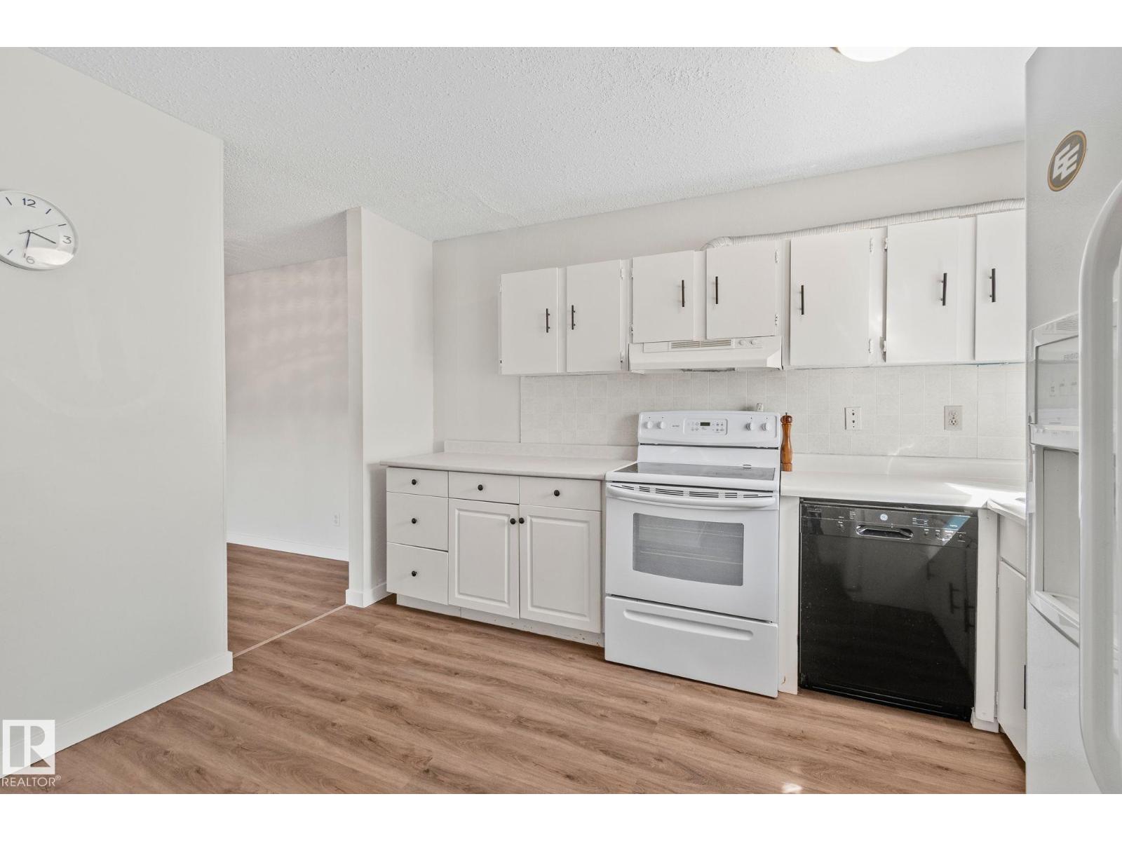 94 Belmead Gardens Gd Nw, Edmonton, Alberta  T5T 1J1 - Photo 11 - E4486368