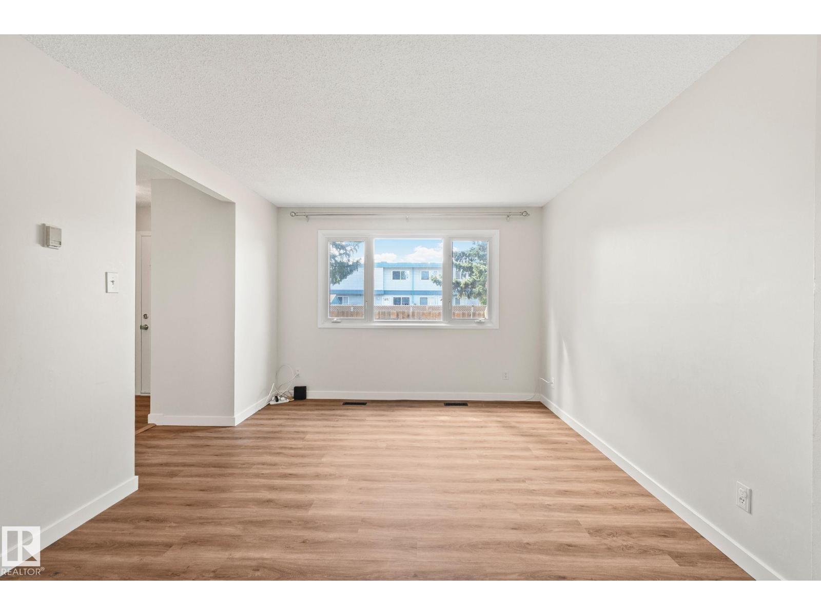 94 Belmead Gardens Gd Nw, Edmonton, Alberta  T5T 1J1 - Photo 6 - E4486368