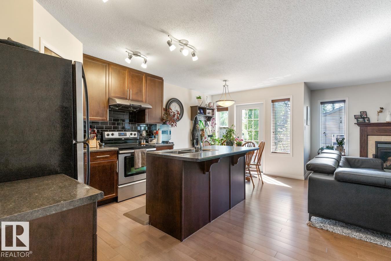 7641 Schmid Cr Nw, Edmonton, Alberta  T6R 0K8 - Photo 7 - E4486370