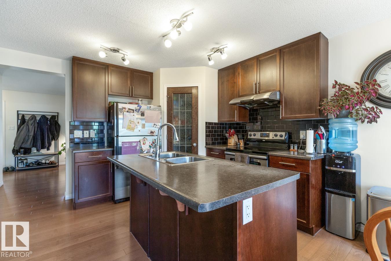 7641 Schmid Cr Nw, Edmonton, Alberta  T6R 0K8 - Photo 9 - E4486370