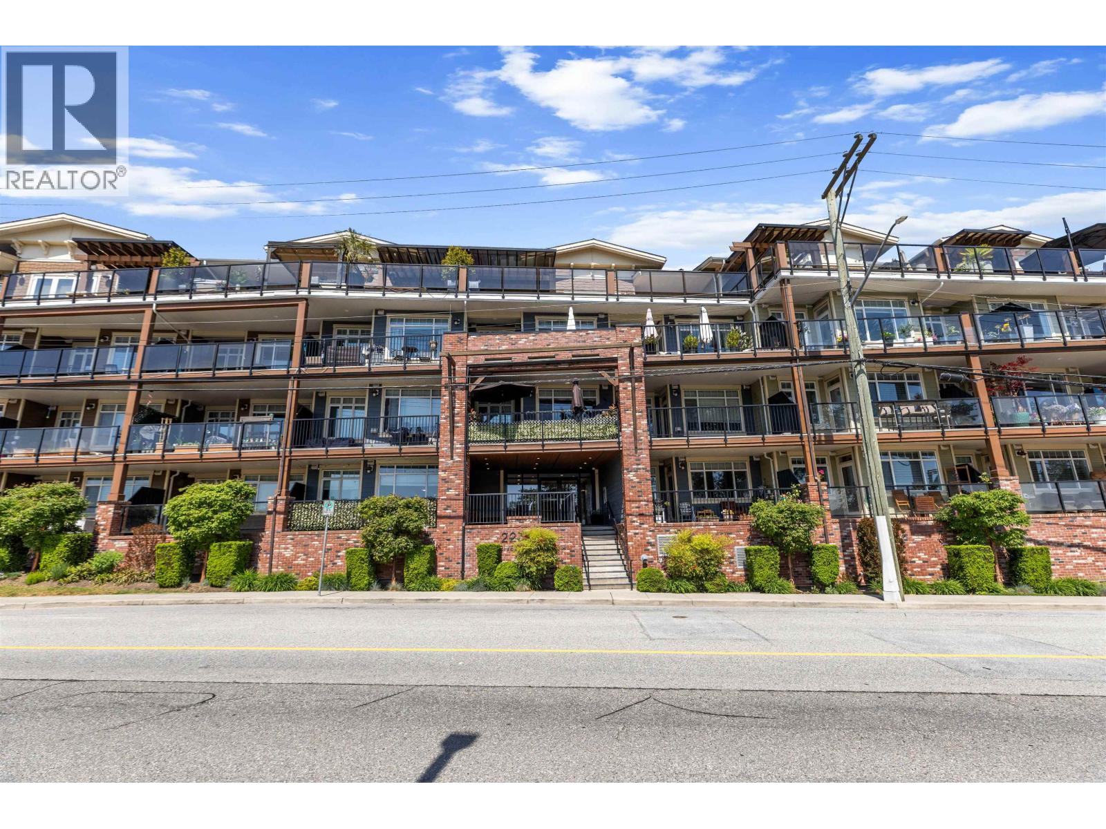 311 22327 RIVER ROAD, Maple Ridge, British Columbia
