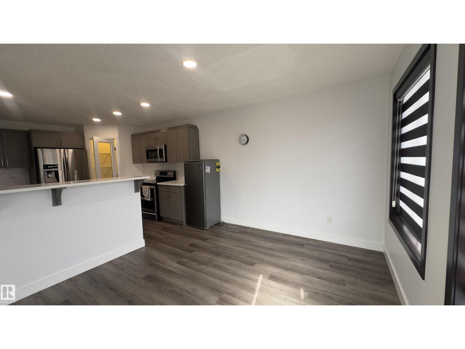 20015 50 Av Nw, Edmonton, Alberta  T5R 5X3 - Photo 12 - E4486367