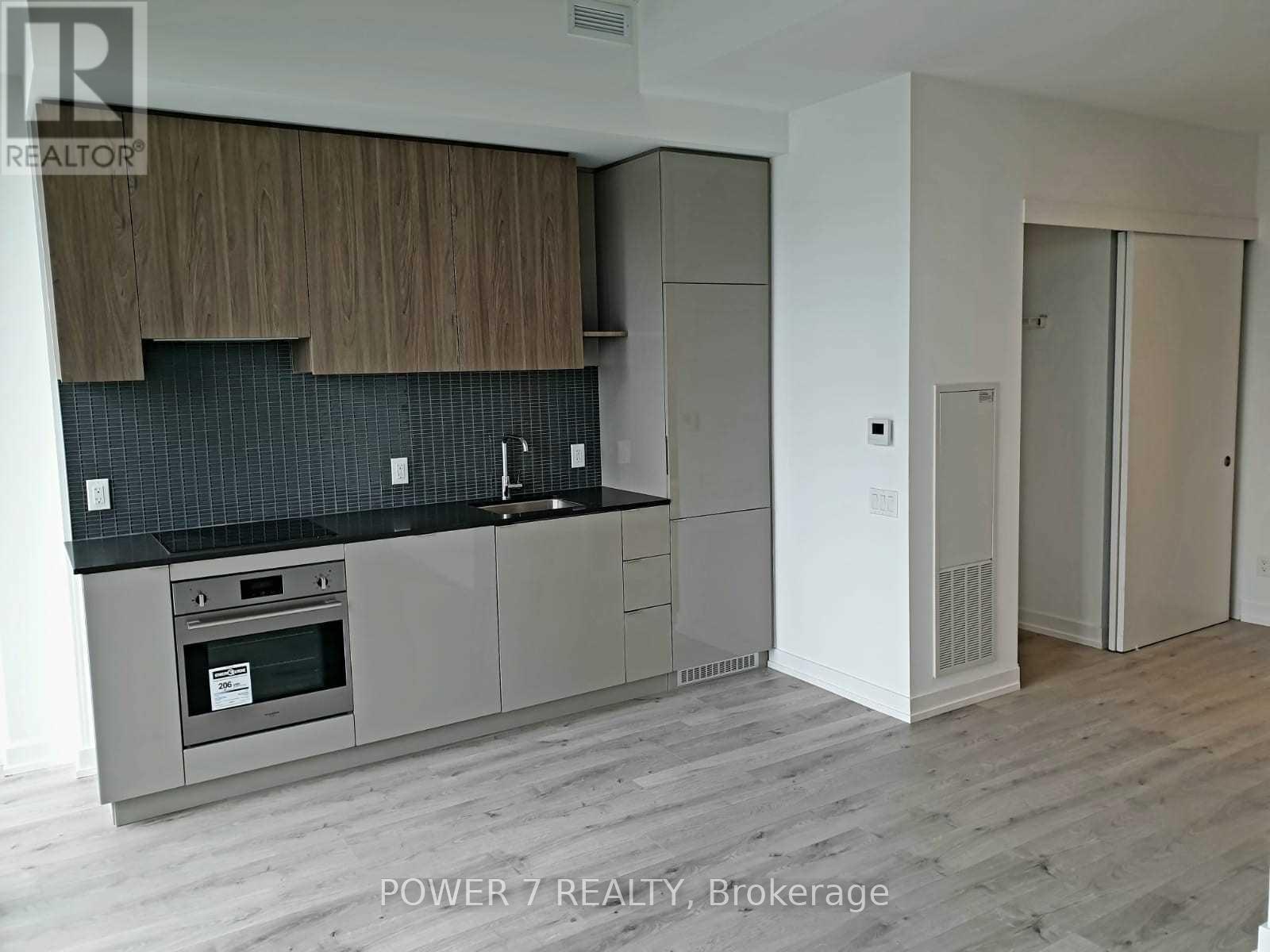 911 - 161 Roehampton Avenue, Toronto, Ontario  M4P 0C8 - Photo 5 - C13098822