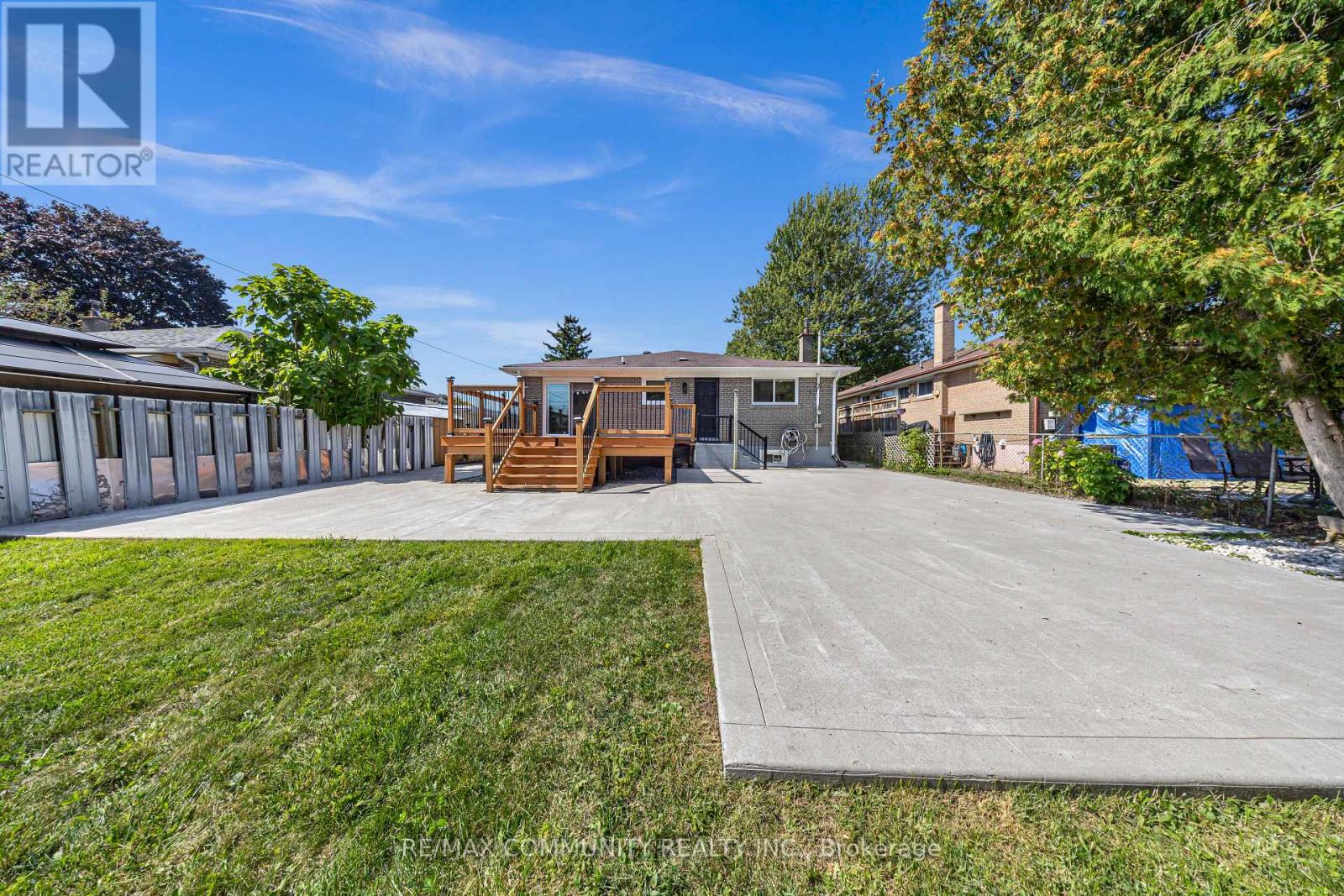 733 Lublin Avenue, Pickering, Ontario  L1W 1Z1 - Photo 15 - E13098932
