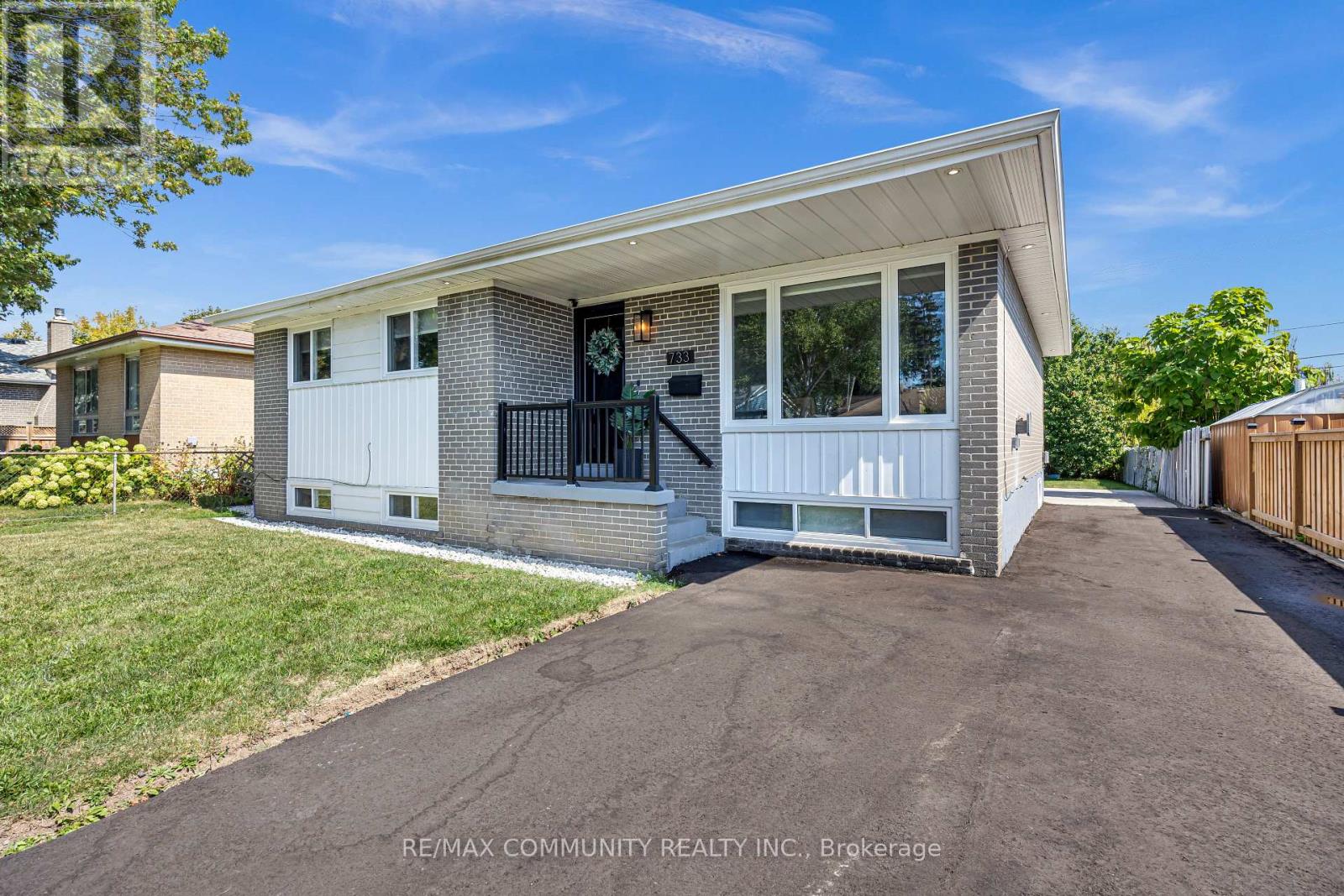 733 Lublin Avenue, Pickering, Ontario  L1W 1Z1 - Photo 16 - E13098932