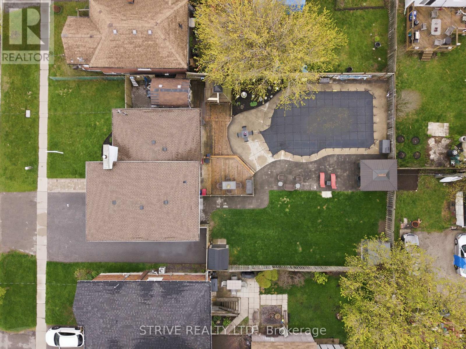 284 College Avenue, Oshawa, Ontario  L1J 1R8 - Photo 2 - E13098468