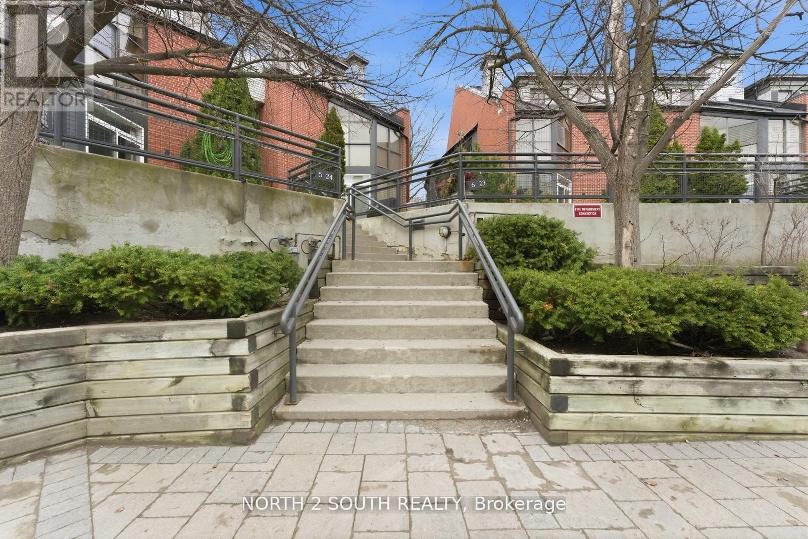 Th 23 - 100 Arbors Lane, Vaughan, Ontario  L4L 7G4 - Photo 4 - N13098920