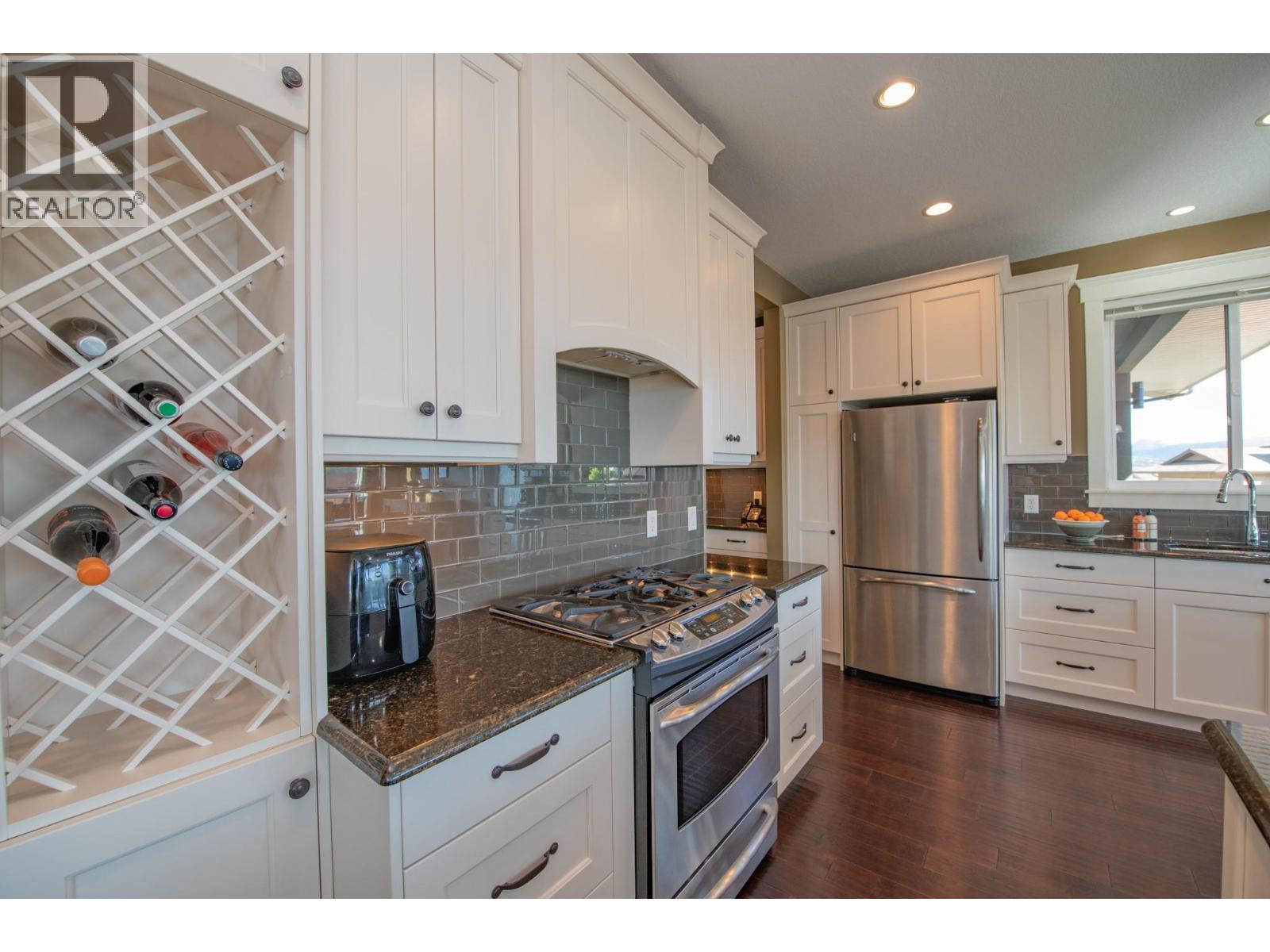 4300 Camelback Way, Vernon, British Columbia  V1T 9W4 - Photo 25 - 10386517
