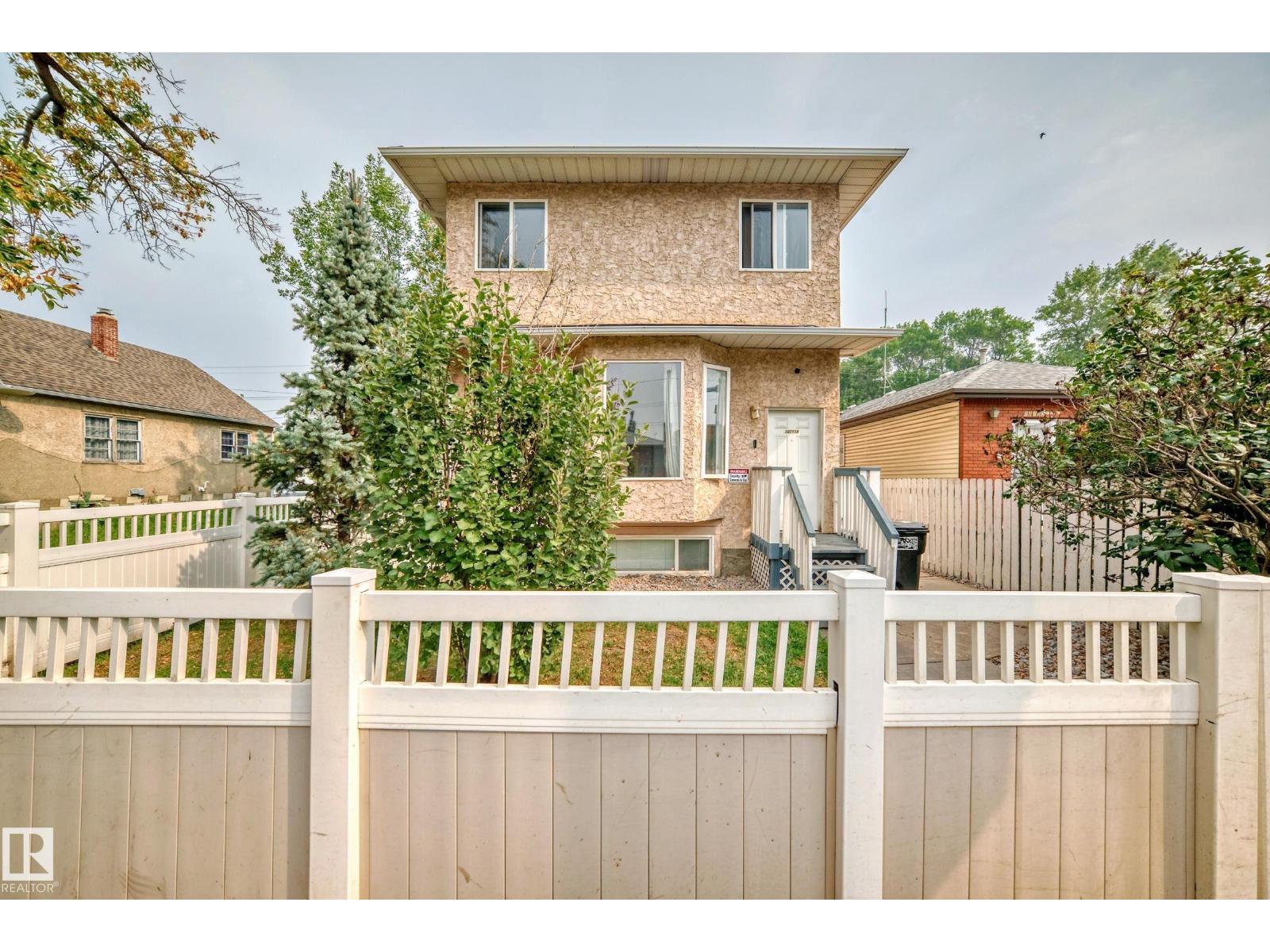 10711A 95 ST NW, edmonton, Alberta
