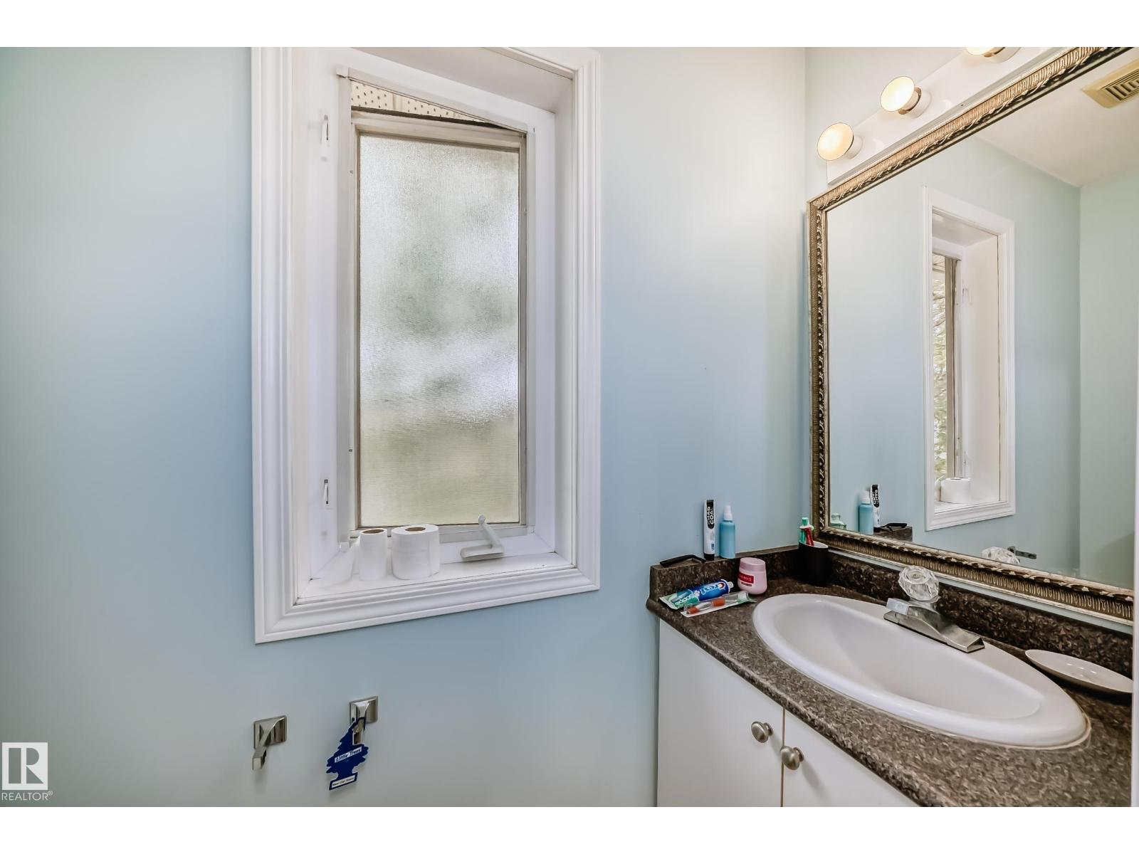 10711a 95 St Nw, Edmonton, Alberta  T5H 2C8 - Photo 46 - E4486371