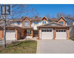 142 COLLEGE CIRCLE, Ottawa, Ontario