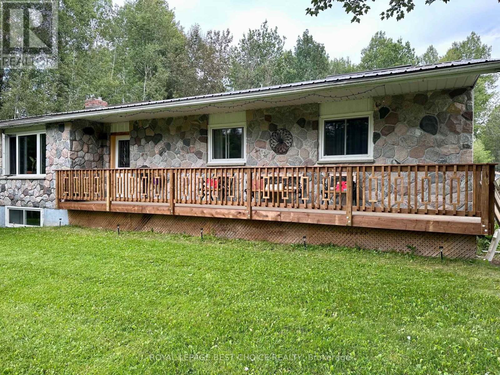 69 FIRST STREET, Englehart, Ontario