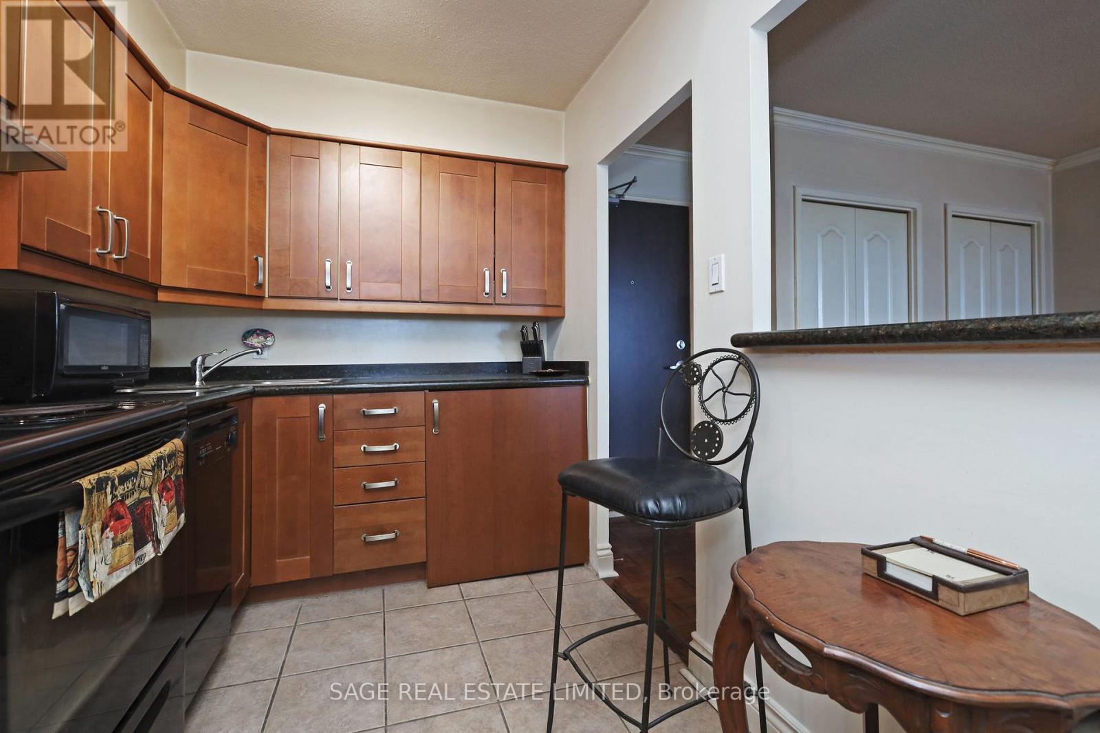 804 - 5949 Yonge Street, Toronto, Ontario  M2M 3V8 - Photo 13 - C12181728