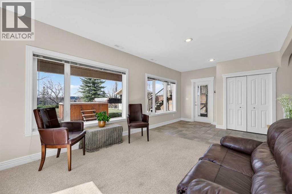 186 Royal Birkdale Crescent Nw, Calgary, Alberta  T3G 5R8 - Photo 39 - A2296974