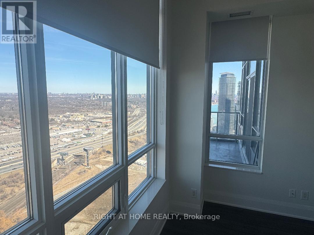4208 - 36 Park Lawn Road, Toronto, Ontario  M8Y 0E5 - Photo 2 - W13098908