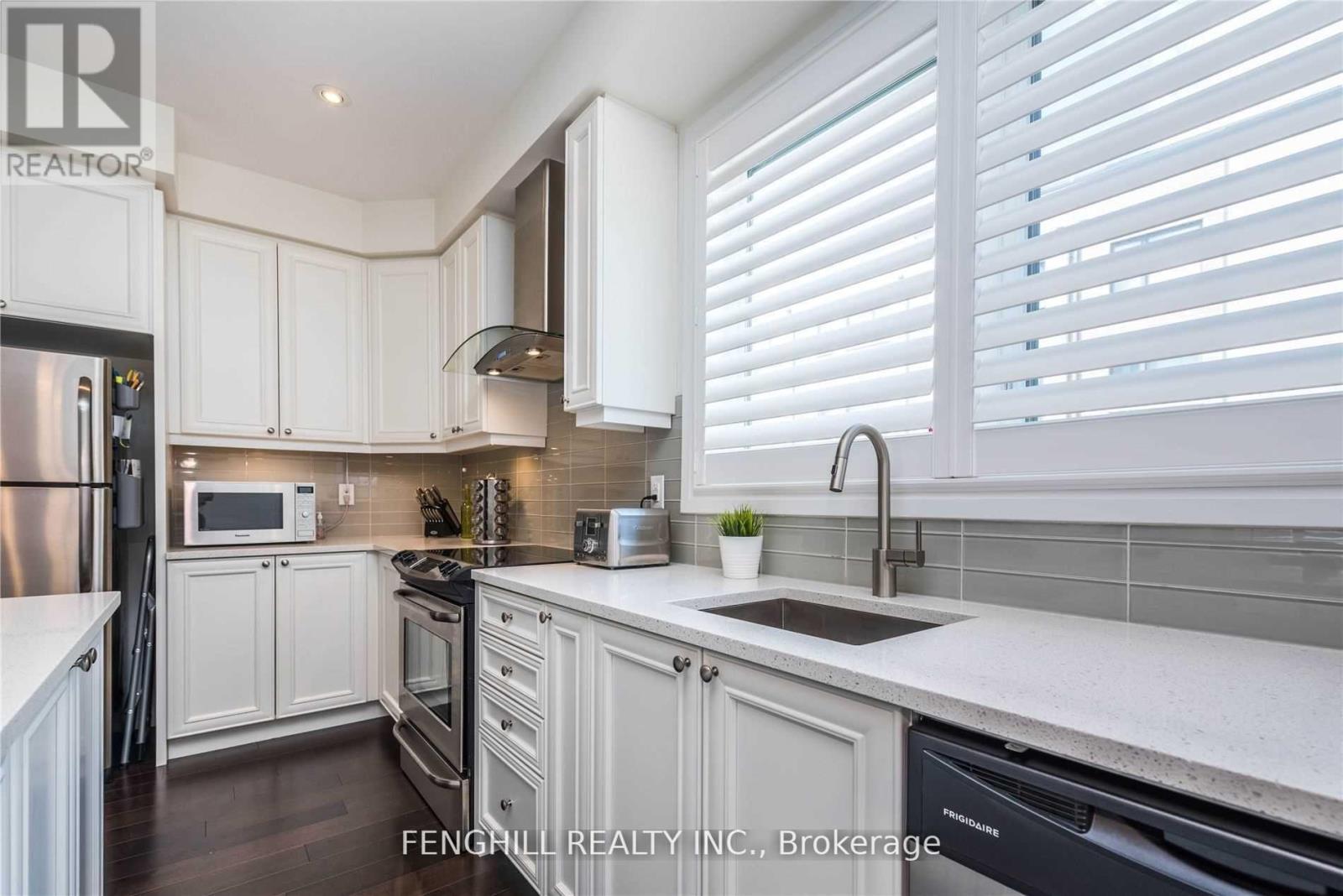 Room 2 - 34 Frederick Tisdale Drive, Toronto, Ontario  M3K 2B8 - Photo 8 - W13098910
