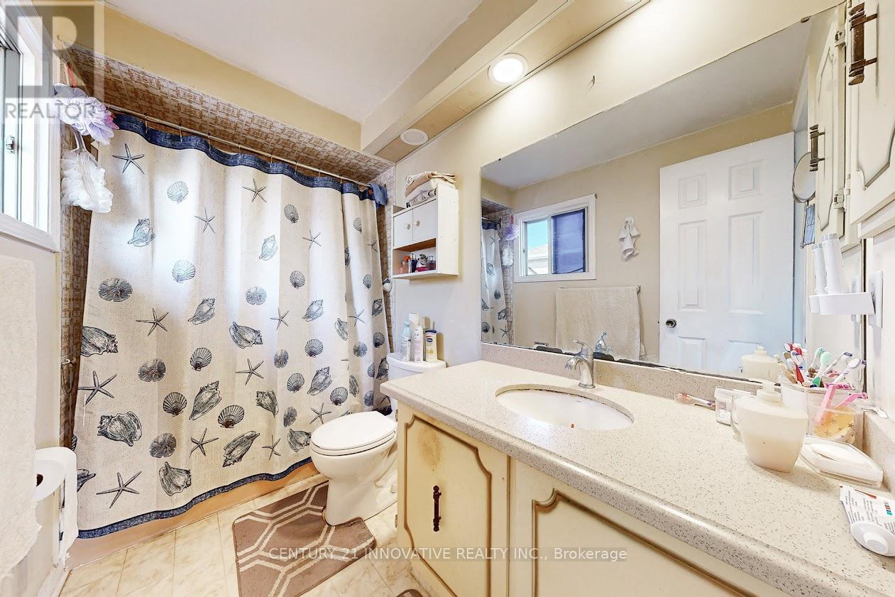 816 Willowbank Trail, Mississauga, Ontario  L4W 3M2 - Photo 23 - W13098914