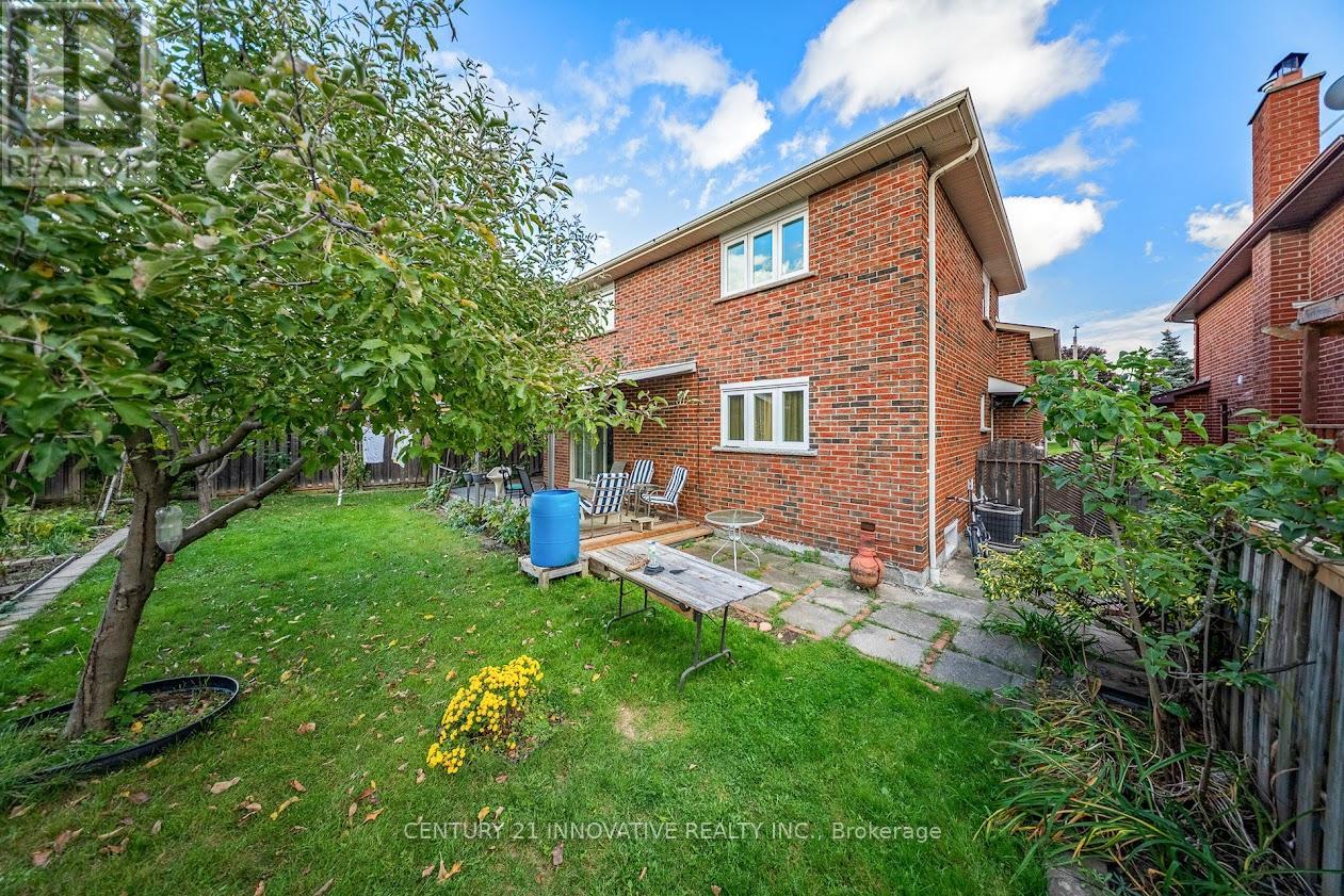 816 Willowbank Trail, Mississauga, Ontario  L4W 3M2 - Photo 31 - W13098914