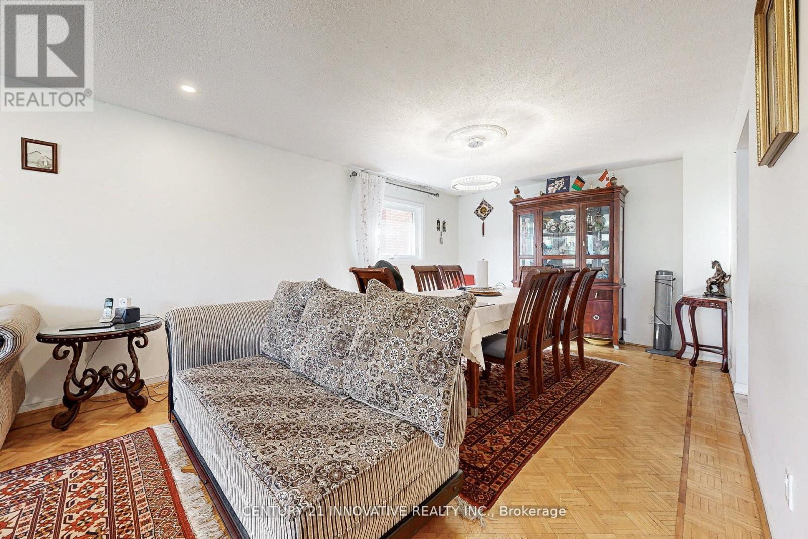 816 Willowbank Trail, Mississauga, Ontario  L4W 3M2 - Photo 6 - W13098914