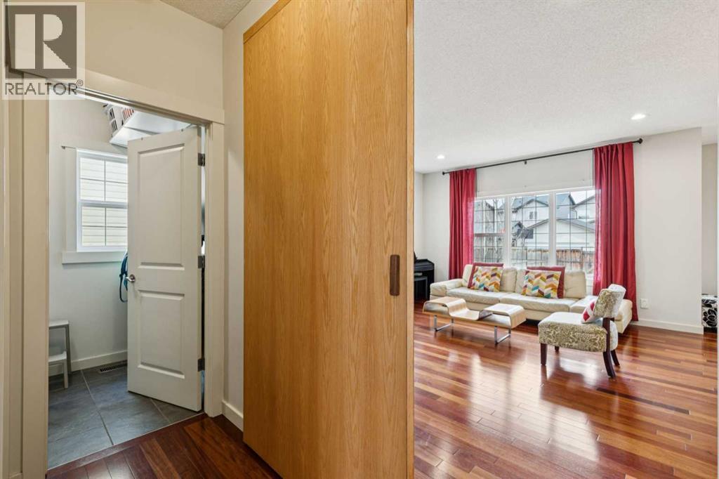 27 Elgin Terrace SE, Calgary, Alberta  T2Z 0B7 - Photo 27 - A2304367