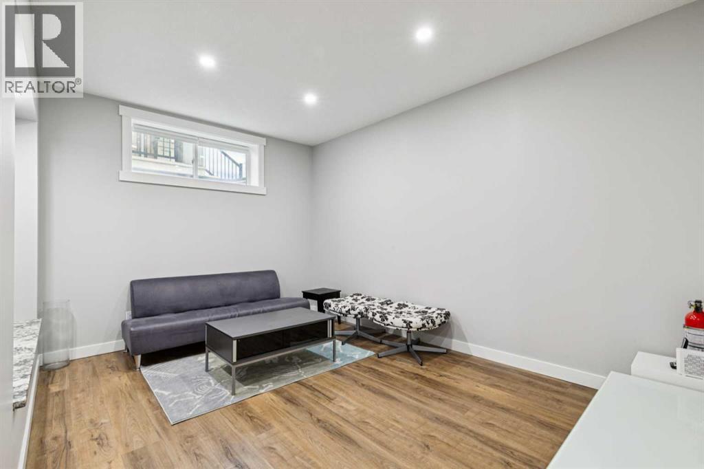 27 Elgin Terrace SE, Calgary, Alberta  T2Z 0B7 - Photo 36 - A2304367