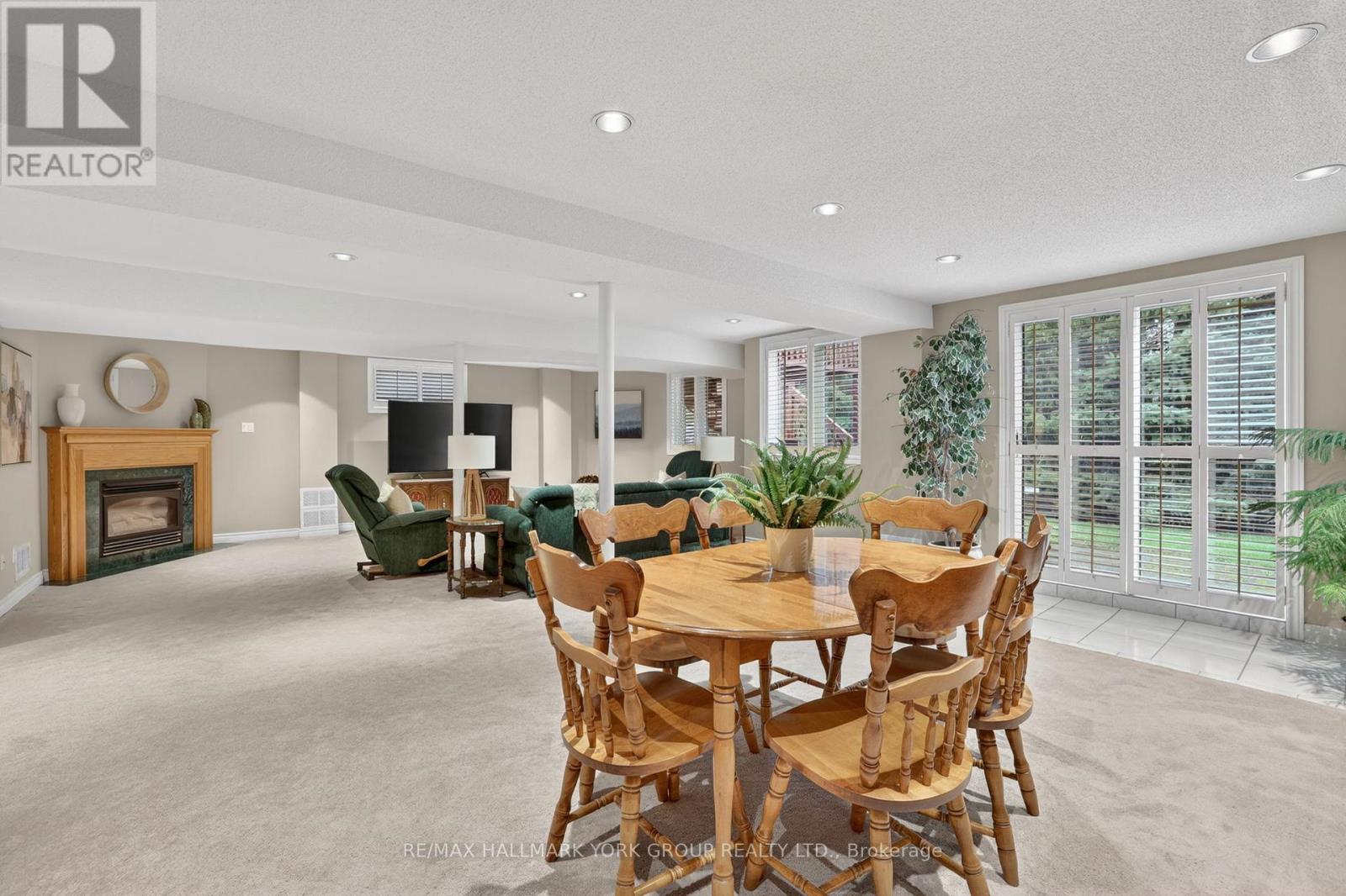 801 Surin Court, Newmarket, Ontario  L3Y 8R3 - Photo 31 - N13089342