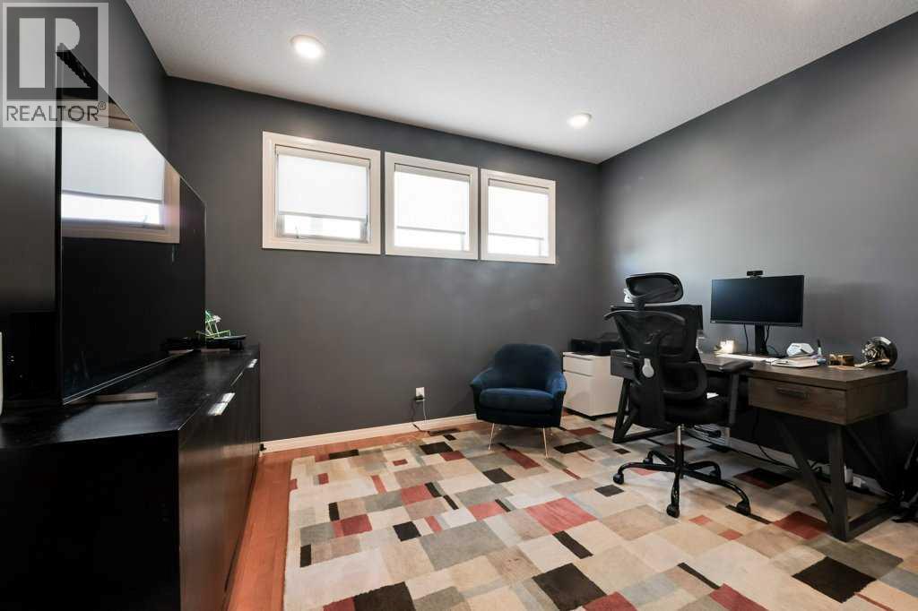 5542 Henwood Street SW, Calgary, Alberta  T3E 6Z3 - Photo 10 - A2308400