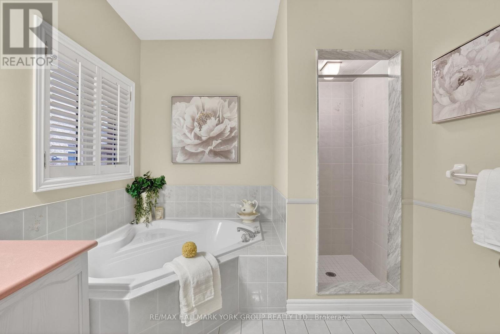 801 Surin Court, Newmarket, Ontario  L3Y 8R3 - Photo 19 - N13089342
