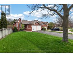 801 SURIN COURT, Newmarket, Ontario