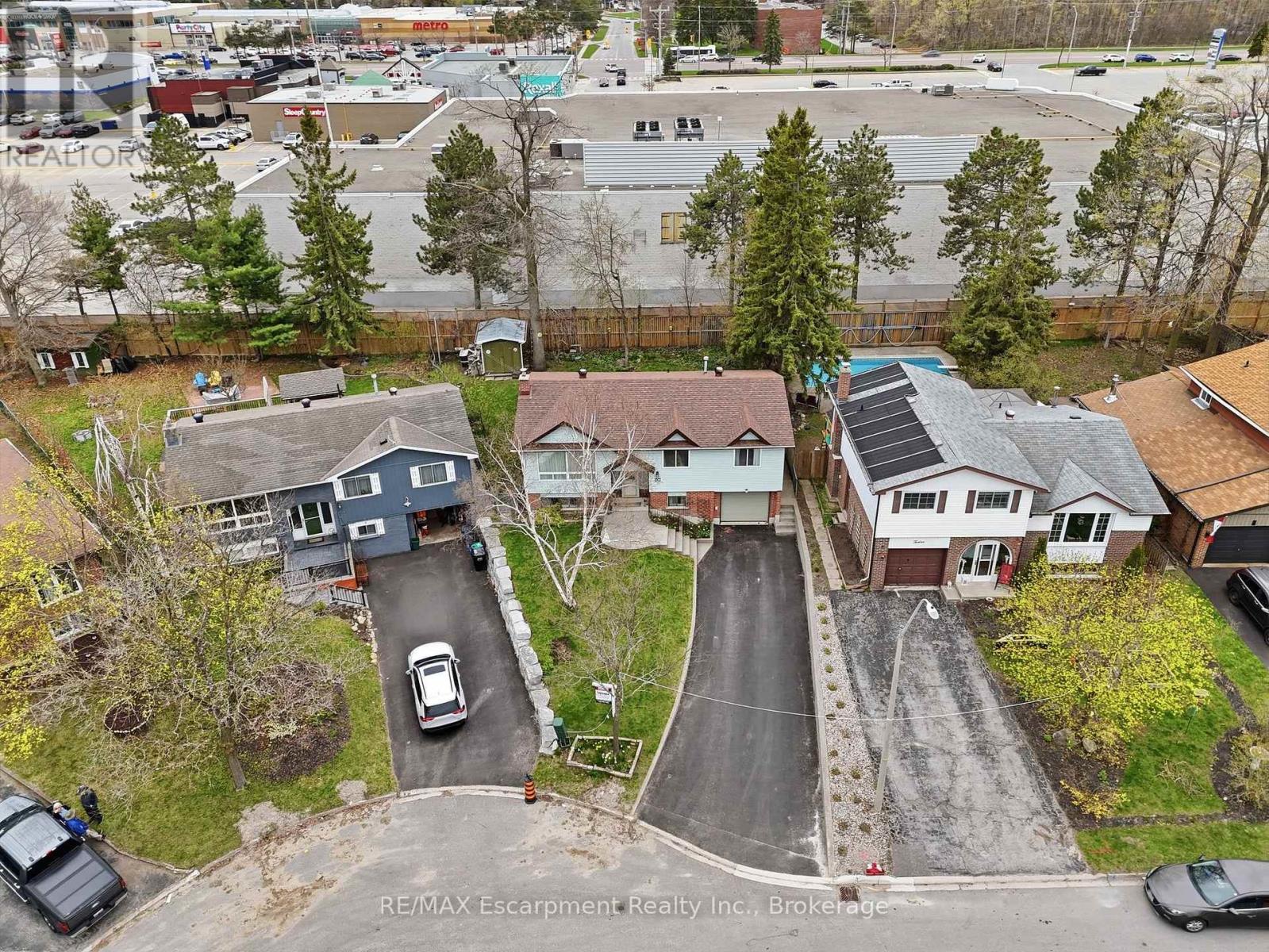 10 Farmingdale Crescent, Barrie (Cundles East), Ontario  L4M 5E5 - Photo 19 - S13098958