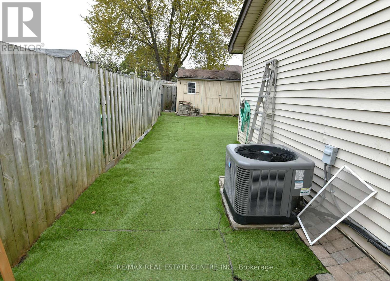 5 Harmony Court, Cambridge, Ontario  N1R 7T3 - Photo 4 - X13098896