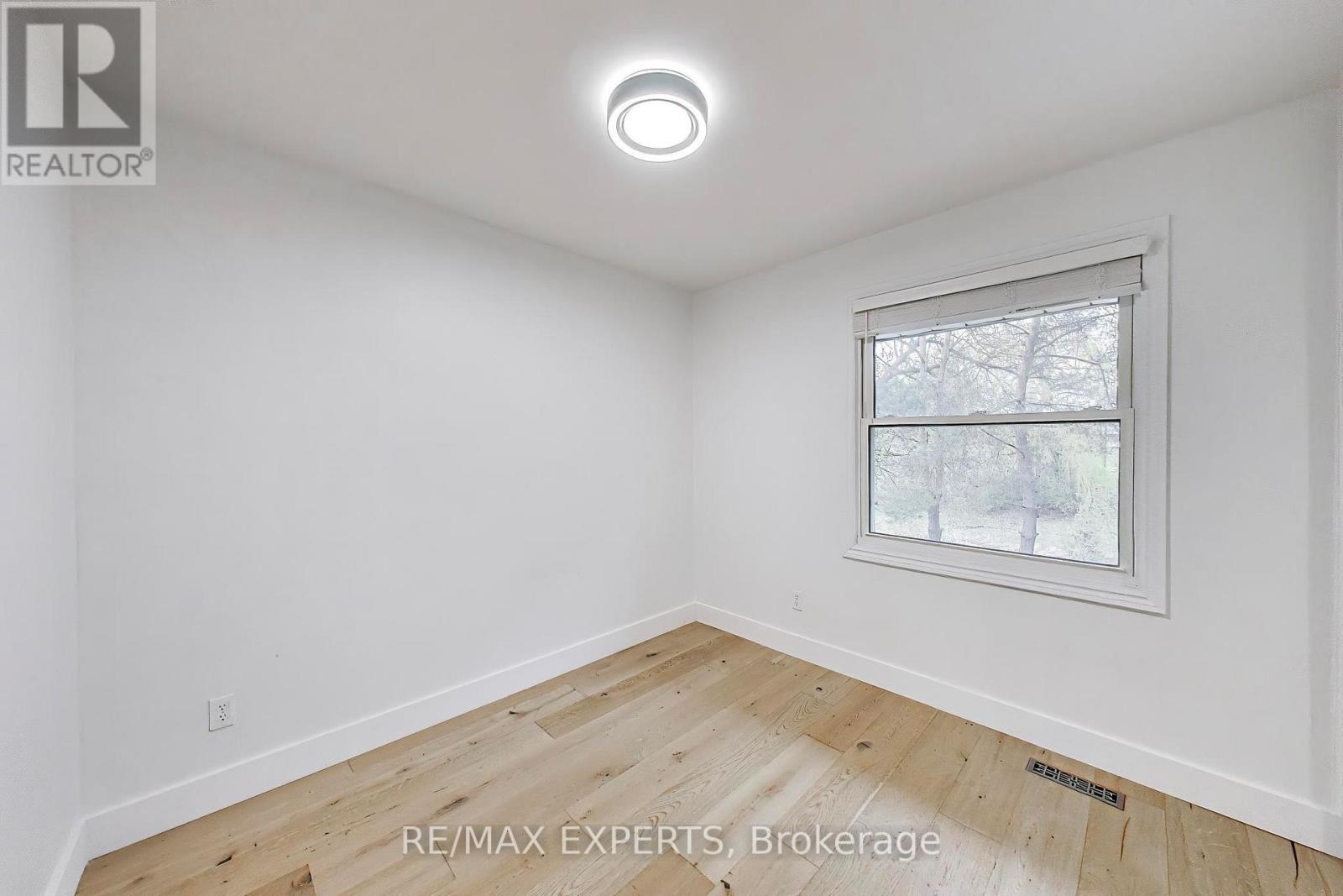 26 Pinedale Drive, Kitchener, Ontario  N2E 1J7 - Photo 21 - X13098950