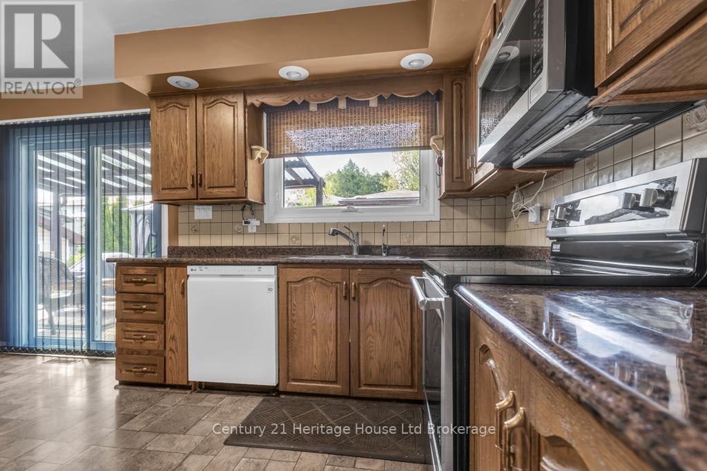 986 Alice Street, Woodstock, Ontario  N4S 8A9 - Photo 8 - X13099144