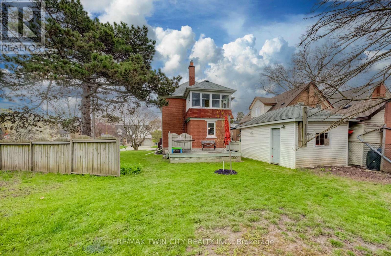 94 Stirling Avenue N, Kitchener, Ontario  N2H 3G7 - Photo 27 - X13086826