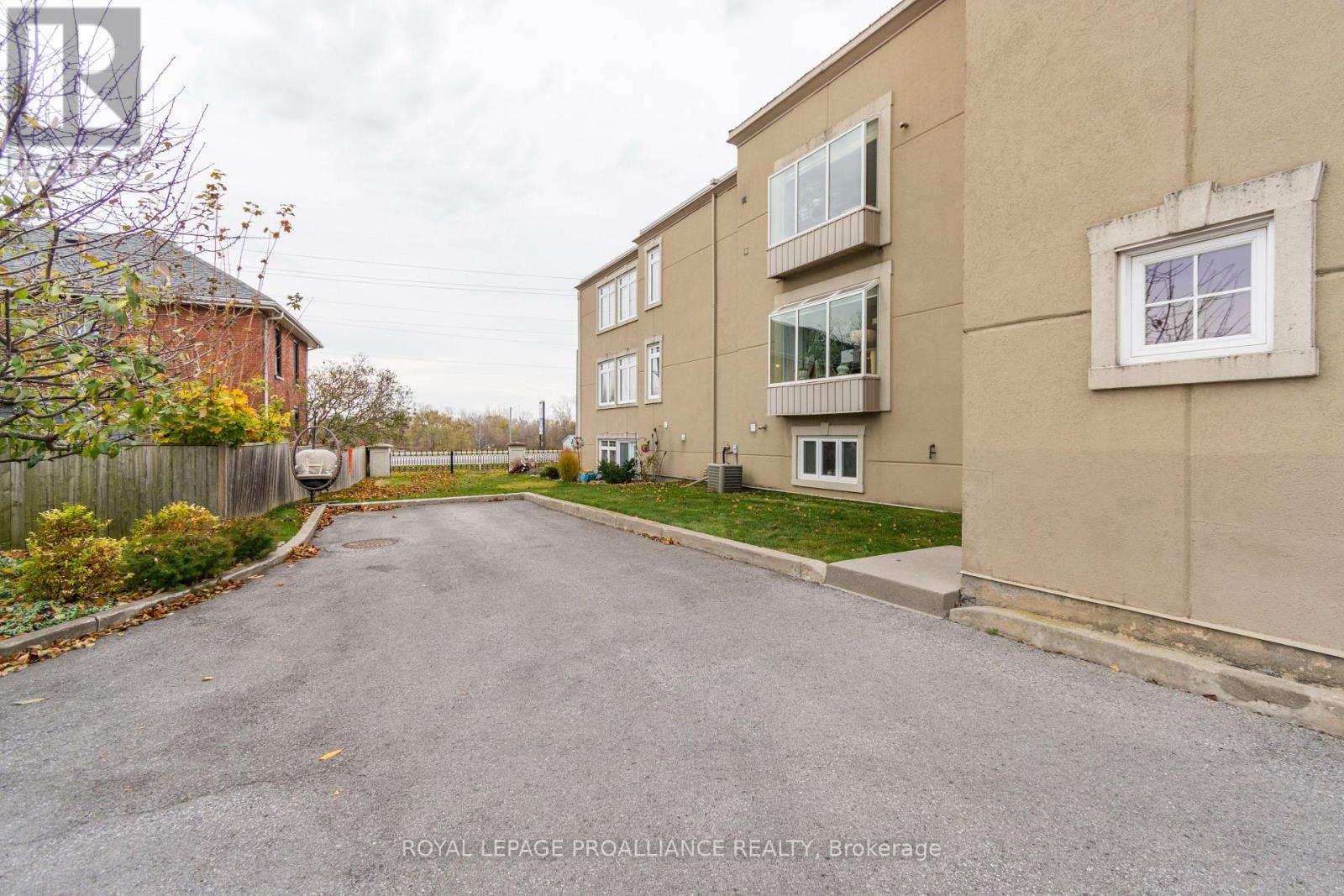 103 - 145 Farley Avenue, Belleville, Ontario  K8N 4L1 - Photo 23 - X12920336