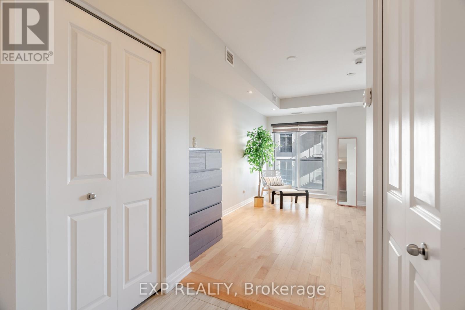 2308 - 242 Rideau Street, Ottawa, Ontario  K1N 0B7 - Photo 12 - X12946734