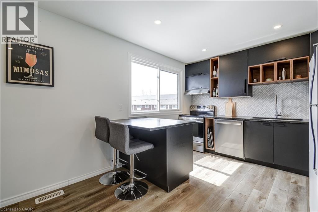 135 Chalmers Street S Unit# 18, Cambridge, Ontario  N1R 6M2 - Photo 10 - 40828265